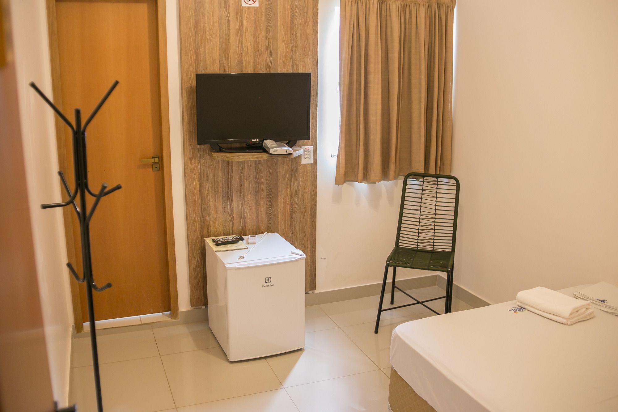 M & A Hotel Goiânia Buitenkant foto