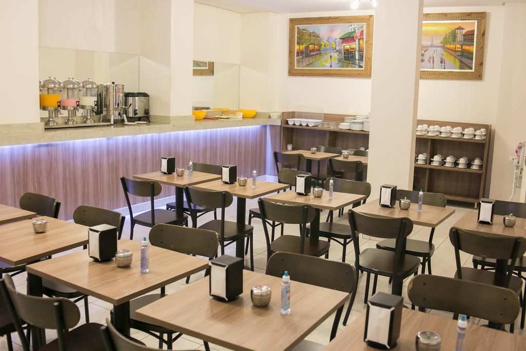 M & A Hotel Goiânia Buitenkant foto